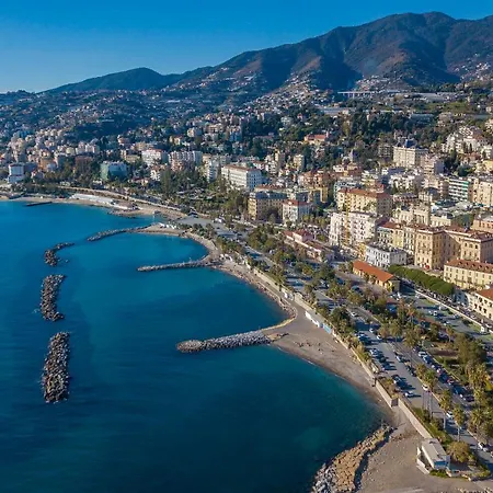 Апартаменты Stella Marina Few Min From Sea - Happy