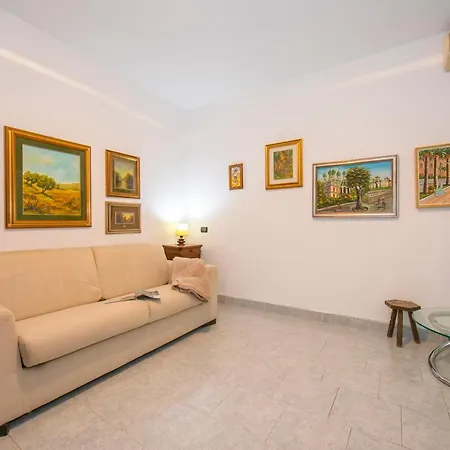 Апартаменты Stella Marina Few Min From Sea - Happy Санремо